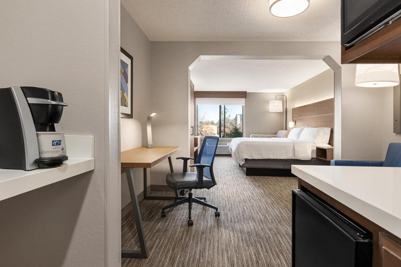 Holiday Inn Express Hotel & Suites Anniston/Oxford By Ihg Exterior foto