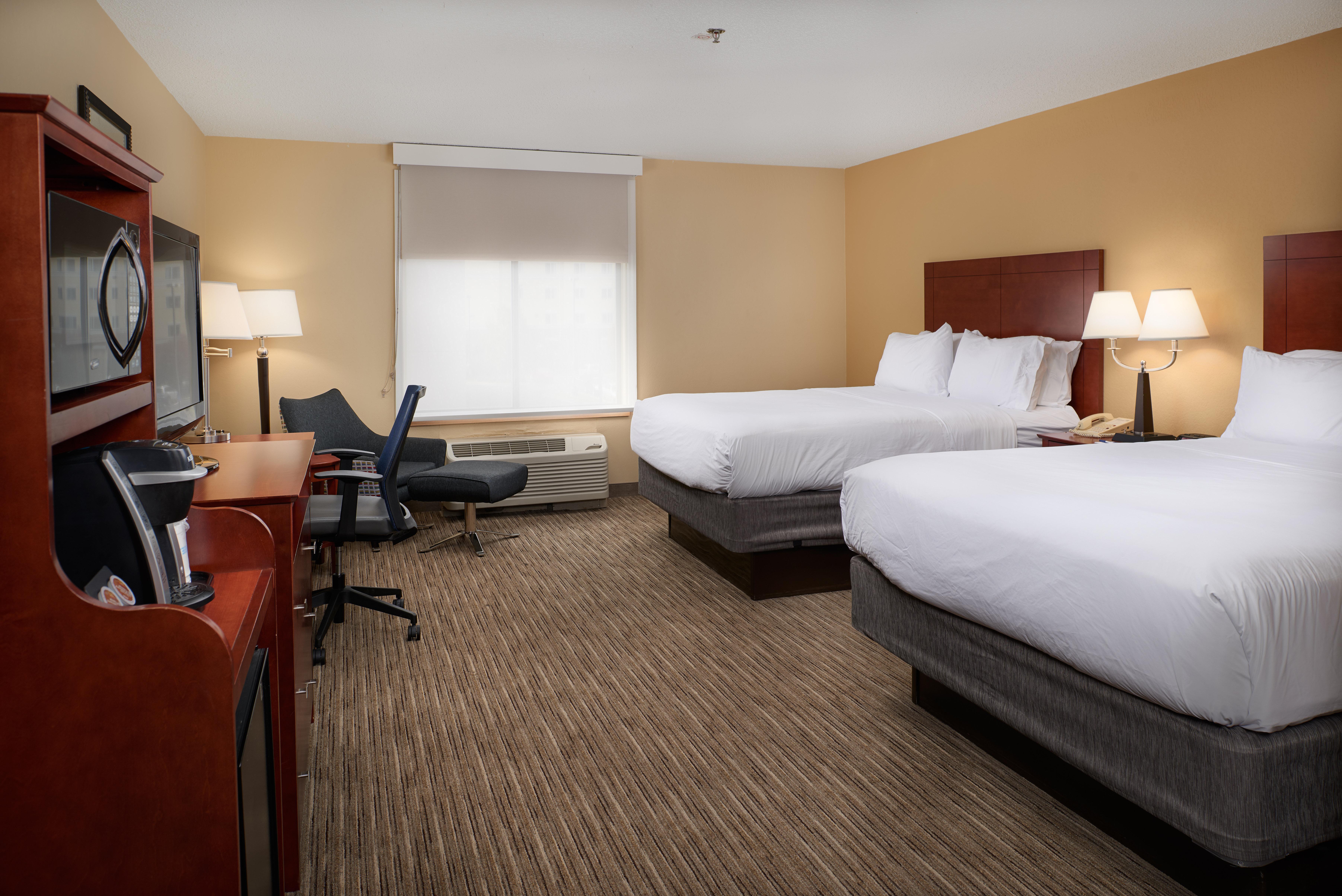 Holiday Inn Express Hotel & Suites Anniston/Oxford By Ihg Exterior foto