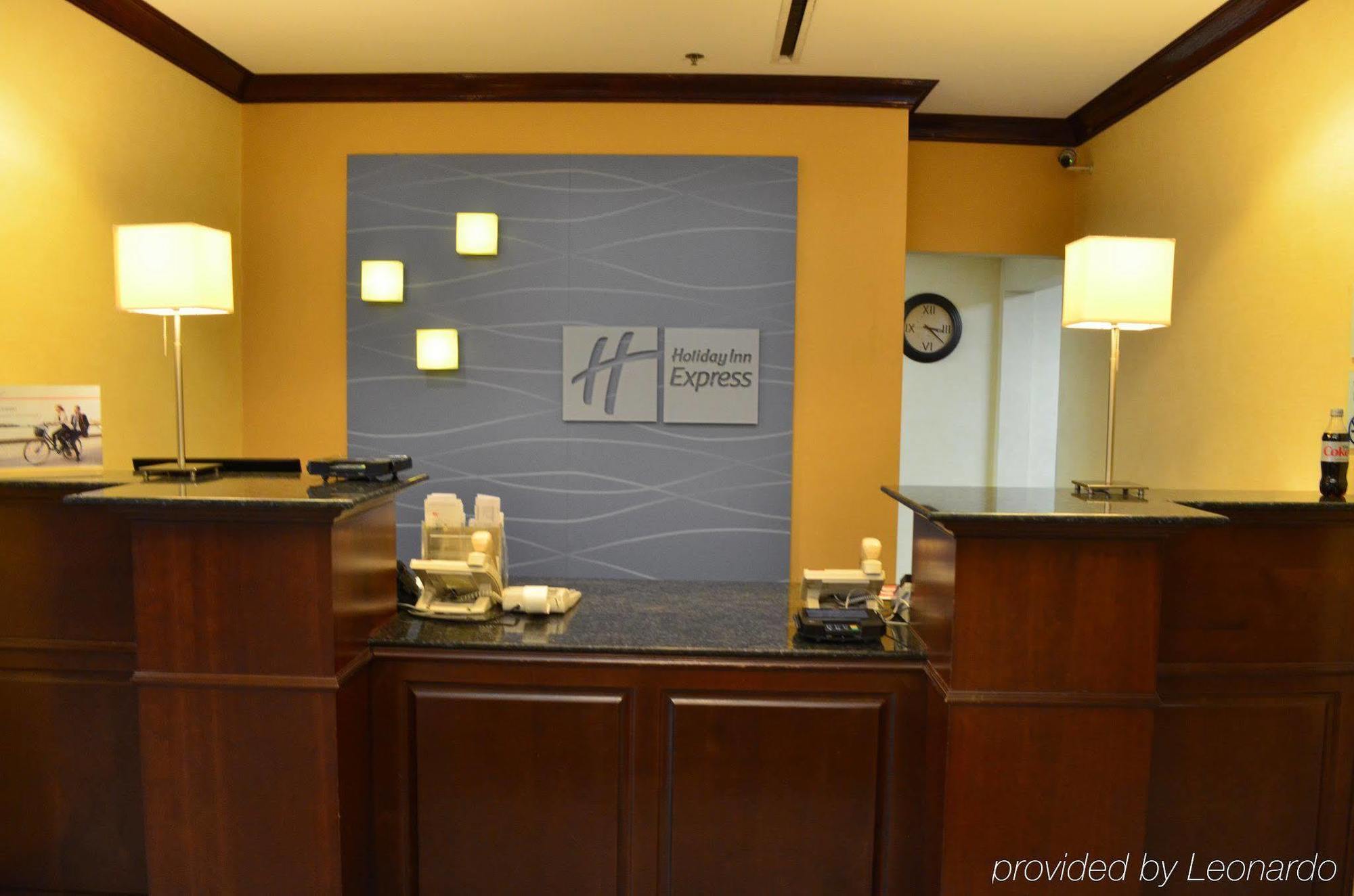 Holiday Inn Express Hotel & Suites Anniston/Oxford By Ihg Exterior foto